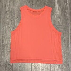 Lululemon train to be tank top